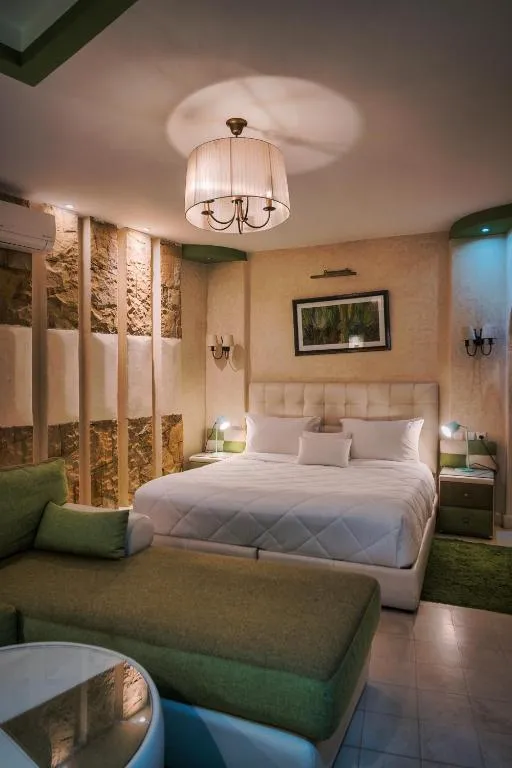 Riad Hicham, photo 2