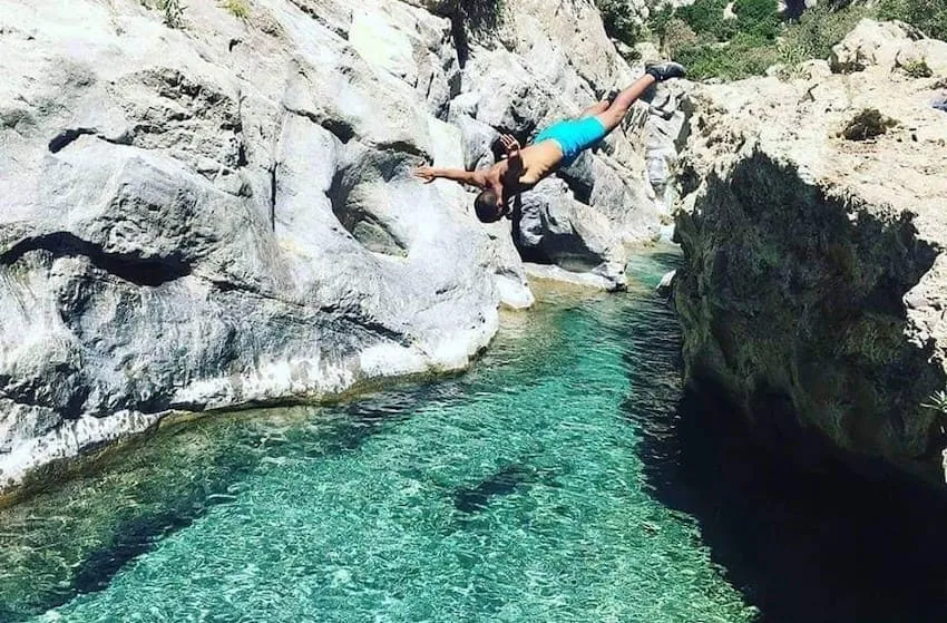 Eaux turquoises de Oued El Kennar